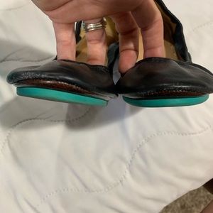 Black tieks
